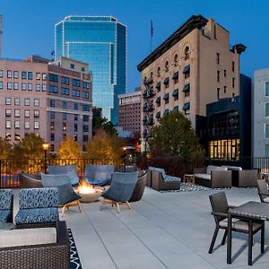 Fairfield Inn & Suites Fort Worth Downtown/Convention Center